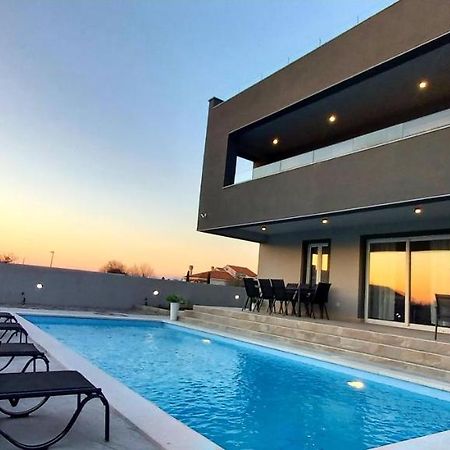 Villa Tia With Heated Pool & Jacuzzi Murvica  Ngoại thất bức ảnh