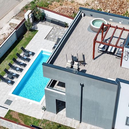Villa Tia With Heated Pool & Jacuzzi Murvica  Ngoại thất bức ảnh