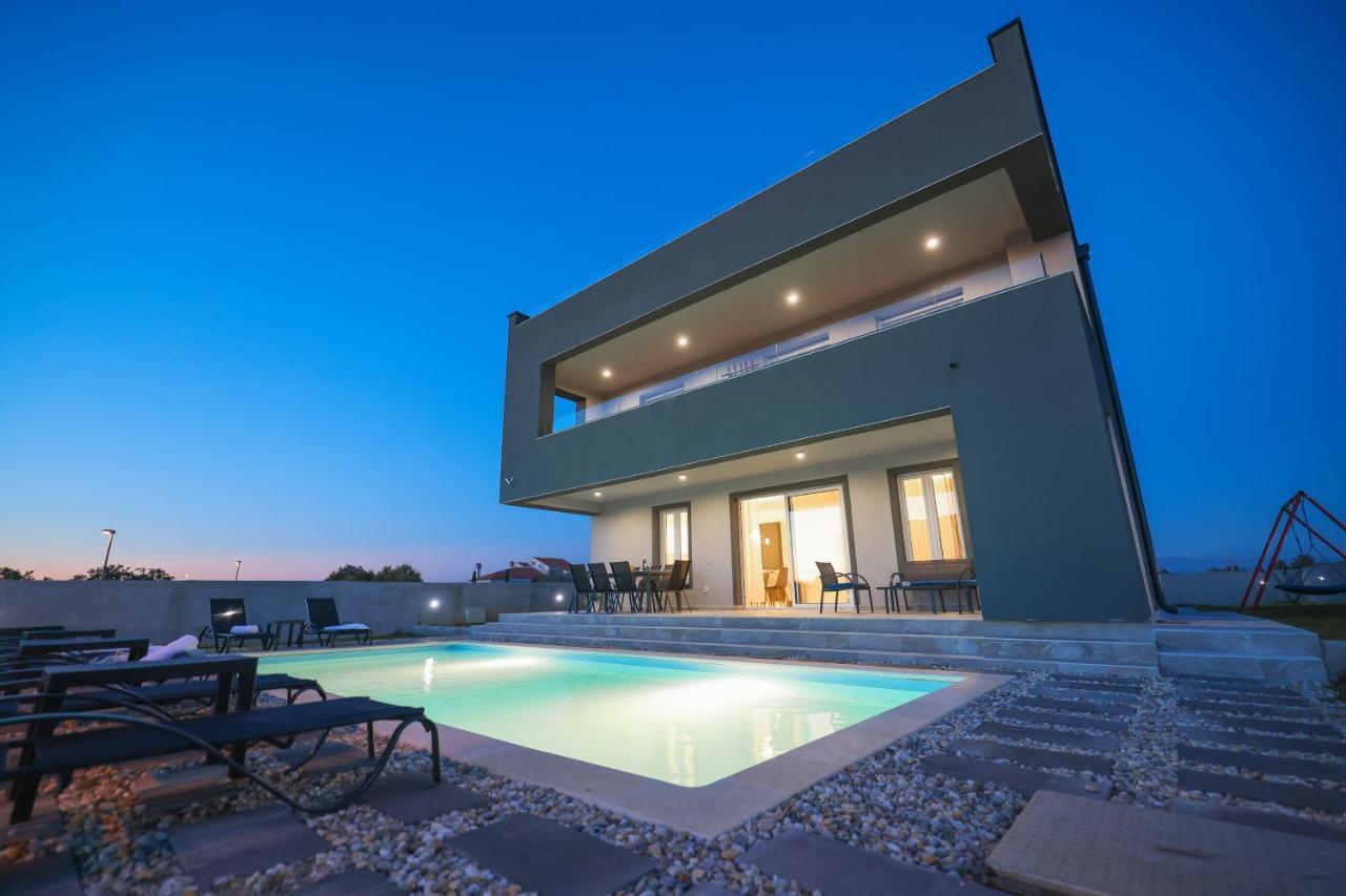 Villa Tia With Heated Pool & Jacuzzi Murvica  Ngoại thất bức ảnh