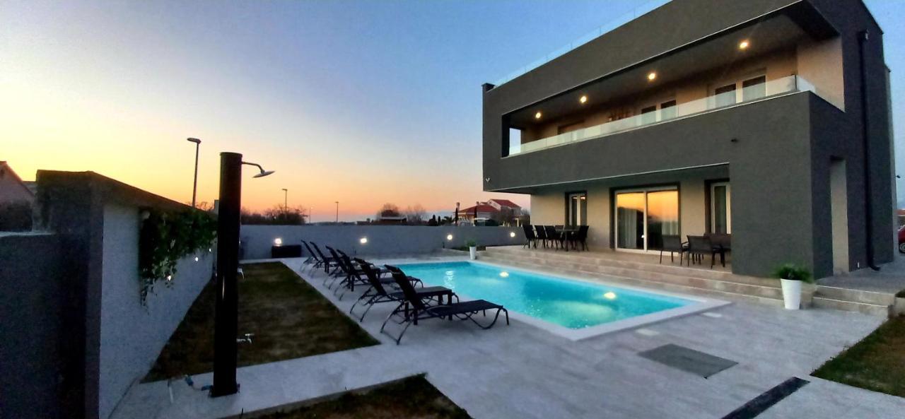 Villa Tia With Heated Pool & Jacuzzi Murvica  Ngoại thất bức ảnh