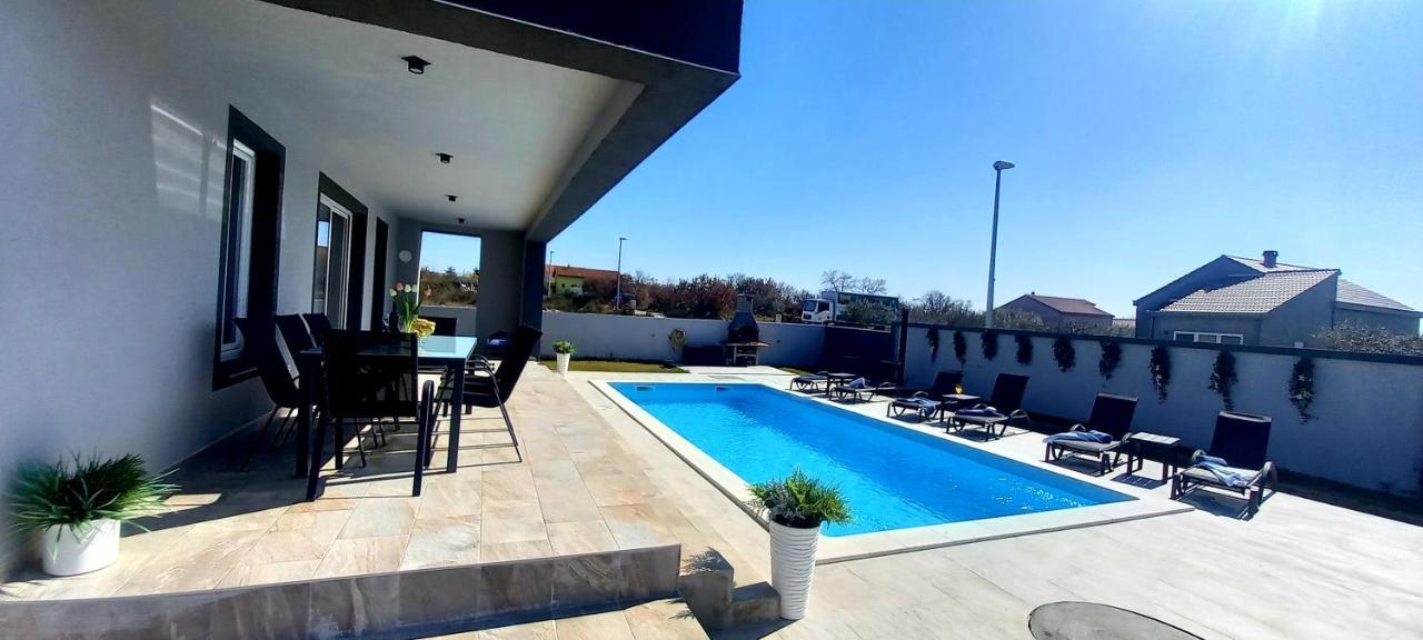 Villa Tia With Heated Pool & Jacuzzi Murvica  Ngoại thất bức ảnh