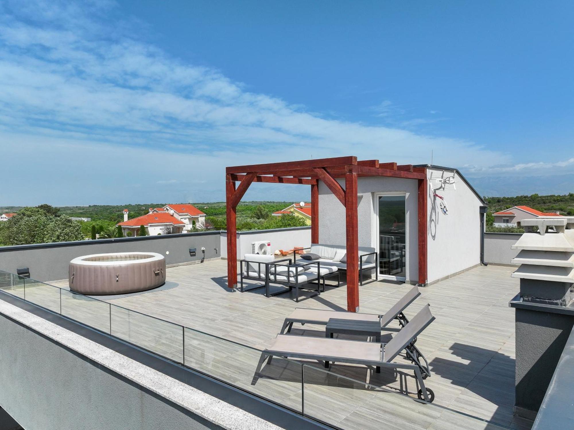 Villa Tia With Heated Pool & Jacuzzi Murvica  Ngoại thất bức ảnh