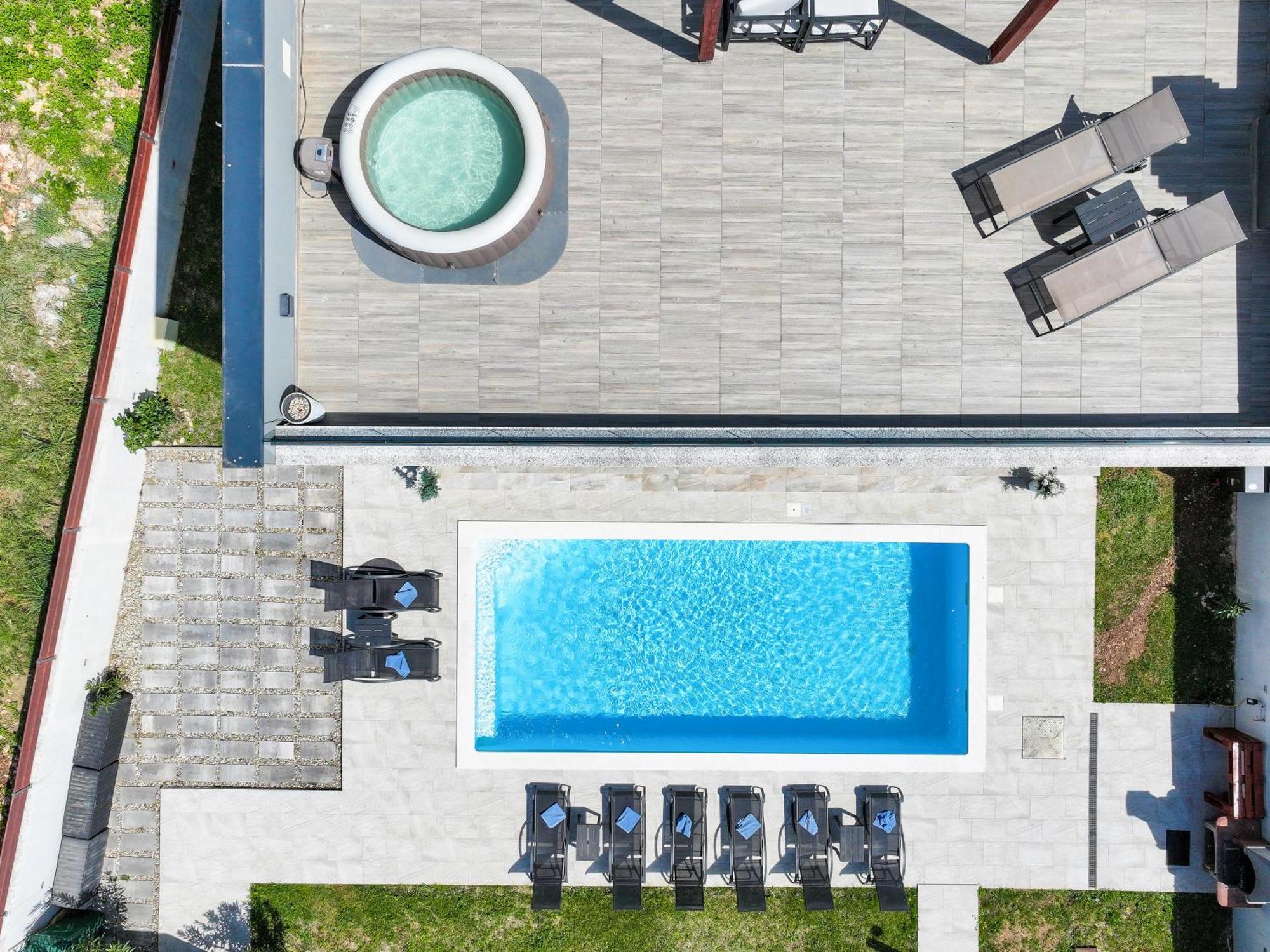 Villa Tia With Heated Pool & Jacuzzi Murvica  Ngoại thất bức ảnh